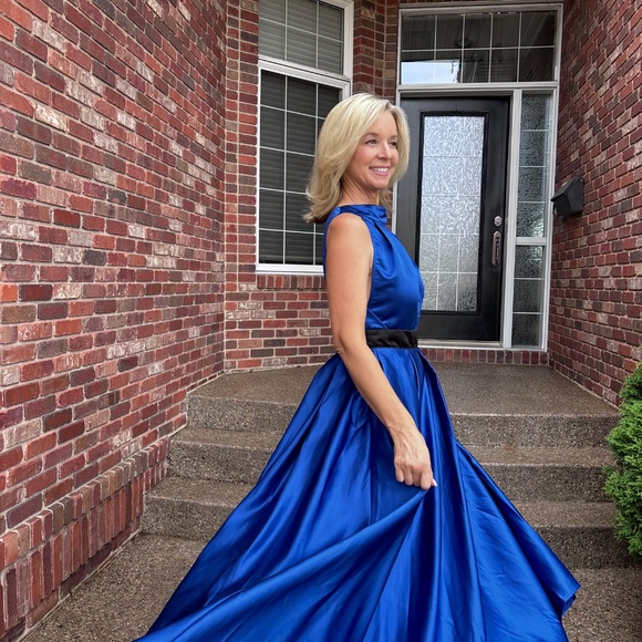 Royal Blue Formal Gown - Picture 1 of 4